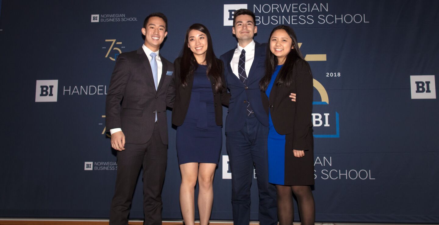 Vinnere av årets BI International Case Competition ble teamet Eagle Consulting fra Wharton School. Fra venstre: Richie Lou, Ximei Li, Nathan May og Emily Zhen.